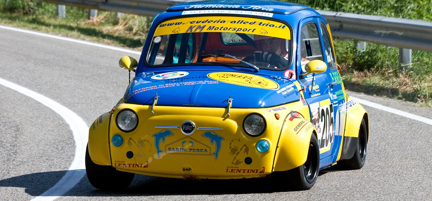 Ly93d3cuc2N1ZGVyaWF2YWxsZWRpdHJpYS5pdC93cC1jb250ZW50L3VwbG9hZHMvMjAxNy8wMi9TTElERVIxMy5qcGc= Scuderia Valle D'Itria - Home Page