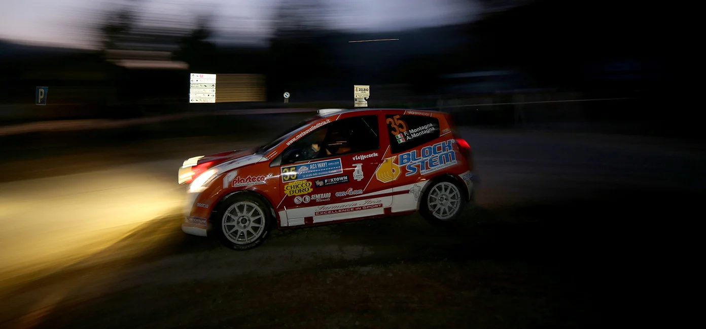 Ly93d3cuc2N1ZGVyaWF2YWxsZWRpdHJpYS5pdC93cC1jb250ZW50L3VwbG9hZHMvMjAxNy8wMi9TTElERVI1LmpwZw== Scuderia Valle D'Itria - Home Page